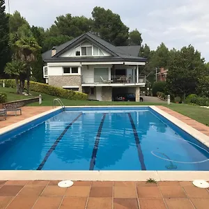 Сasa de vacaciones Suite Matadepera, Matadepera
